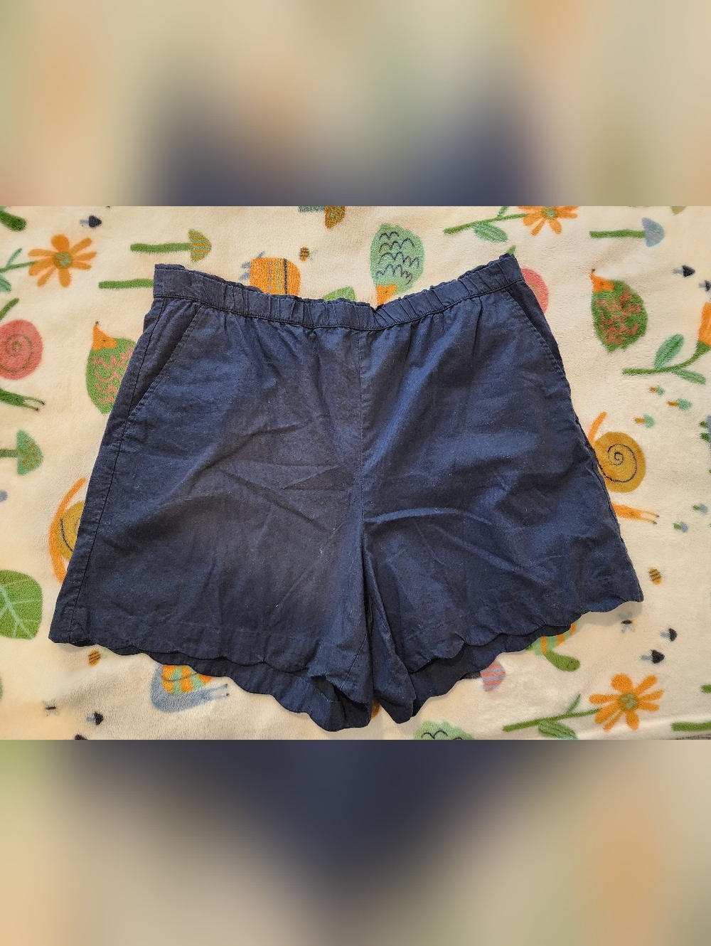 Women's Navy Scallop Hem Casual Shorts By Talbots Size Xl.